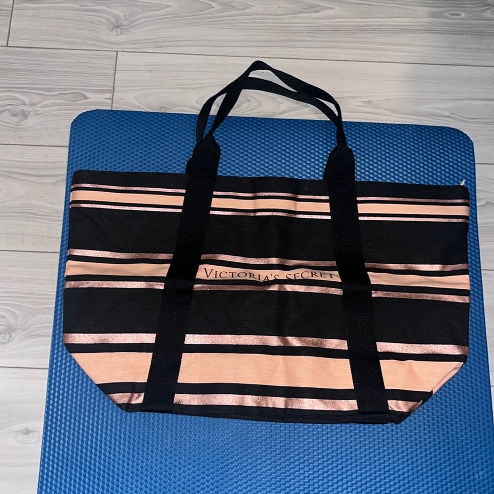 Victorias Secret rose Gold pink and black zip weekender tote bag
